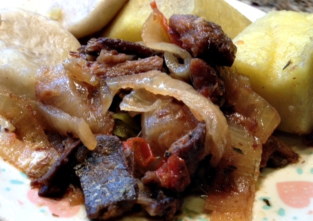 træt af Permanent kompromis Red Herring is favorite in Jamaica. This dish is done similar to "pick up  salt fish". It is called "pick up" because the red herring used in the dish  is torn into
