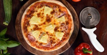 10 Reasons why Pineapple Topping Belongs on Pizza 2
