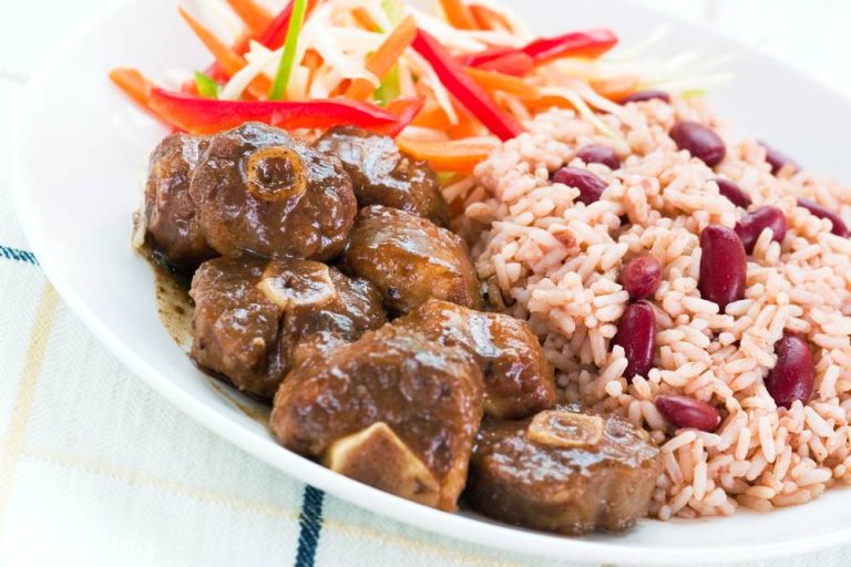 20 Jamaica Dishes on TasteAtlas List of the 100 Most Popular Caribbean Foods - Oxtails
