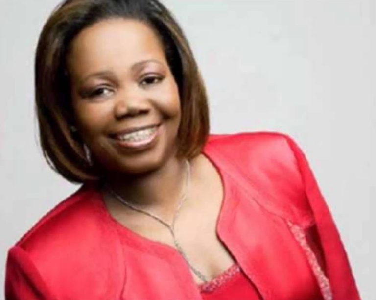 Shirley Findley Willis - The Grace Thrillers