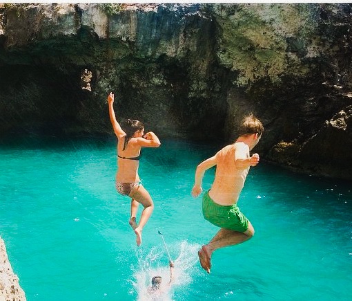 Cliff Diving at Rick's Cafe in Negril, Jamaica - Photo by nika_hakuna_matata