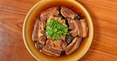 Hakka Pork and Hamchoy With Wood-Ears Recipe