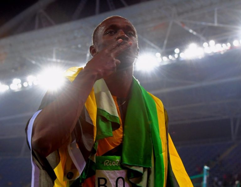 Usain Bolt blowing a kiss to the Rio Olympic fans - Photo by Errol Anderson