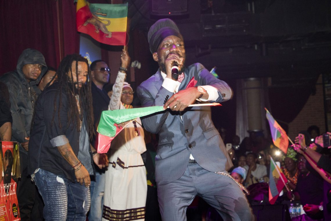 Photo Highlights from the Sizzla concert in New York - Jamaicans.com
