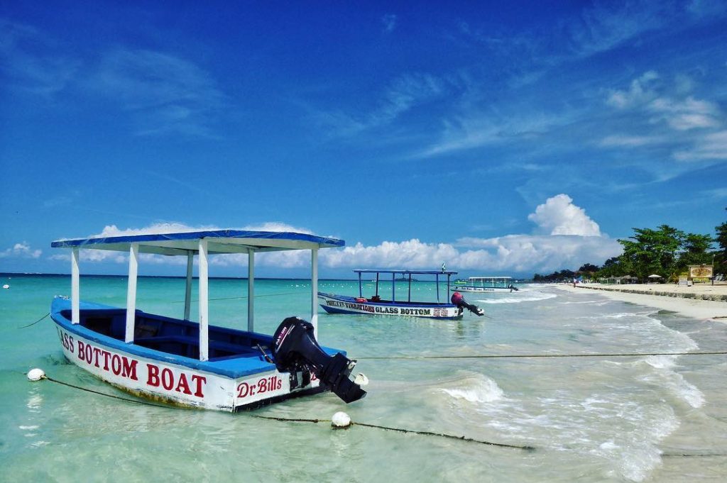 glass-bottom boat