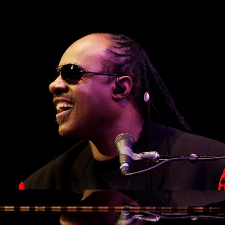 stevie wonder to get married in Jamaica