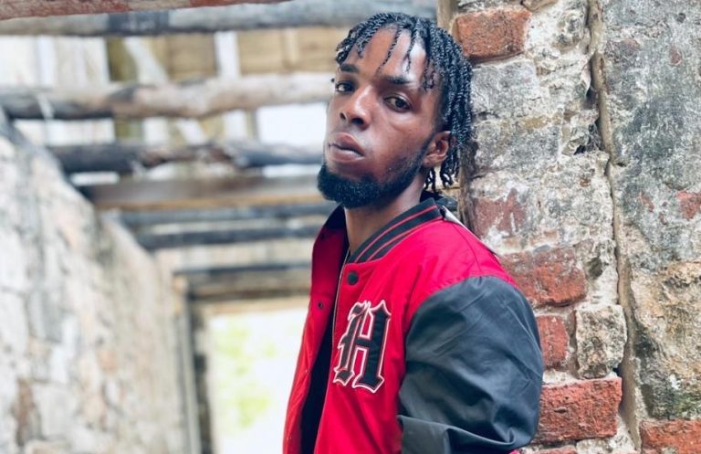 Newcomer-Milawno-Earns-First-Chart-Entry