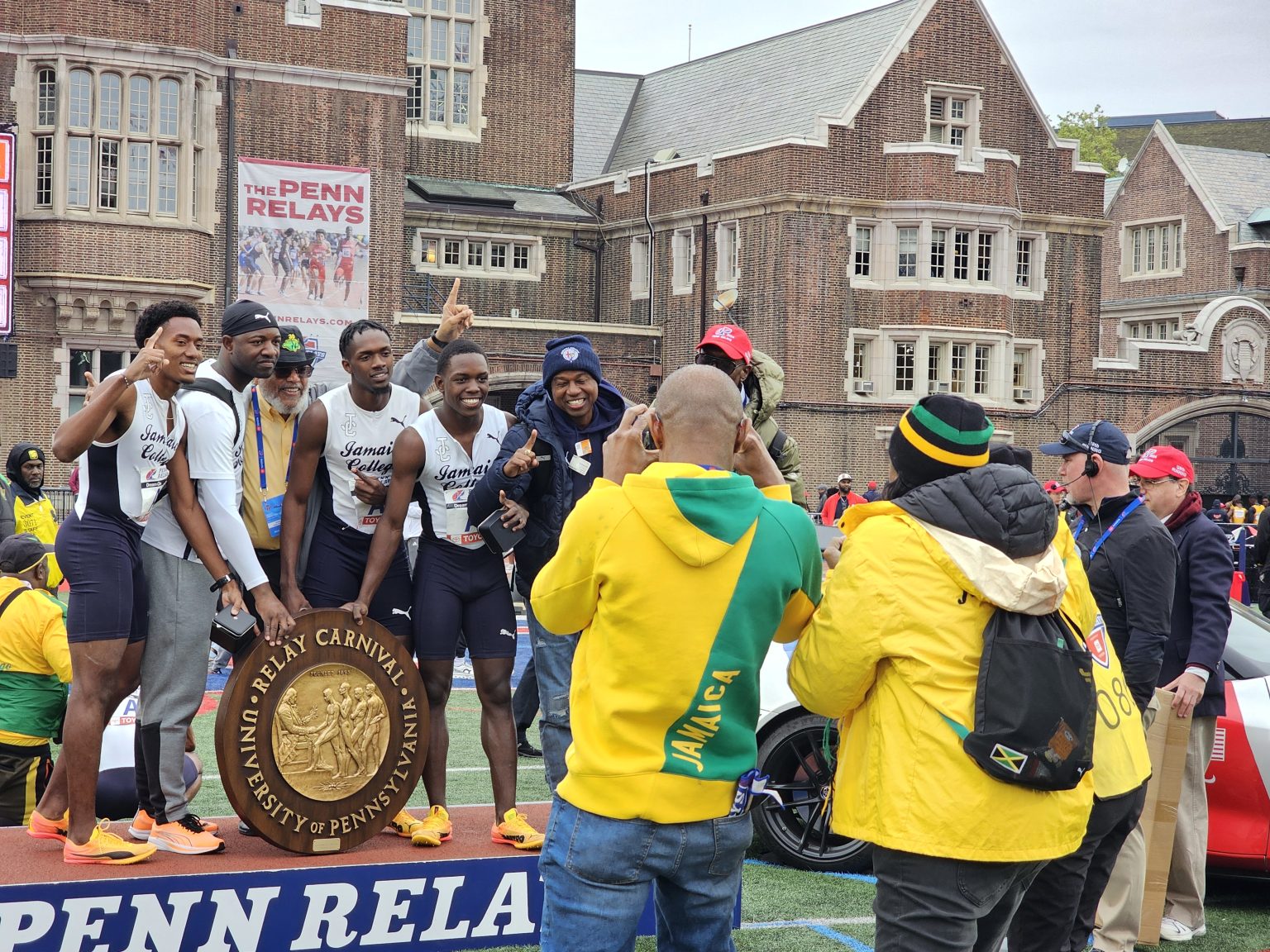 Kemarrio Bygrave's Thrilling Last-Lap Surge for Jamaica College in the ...