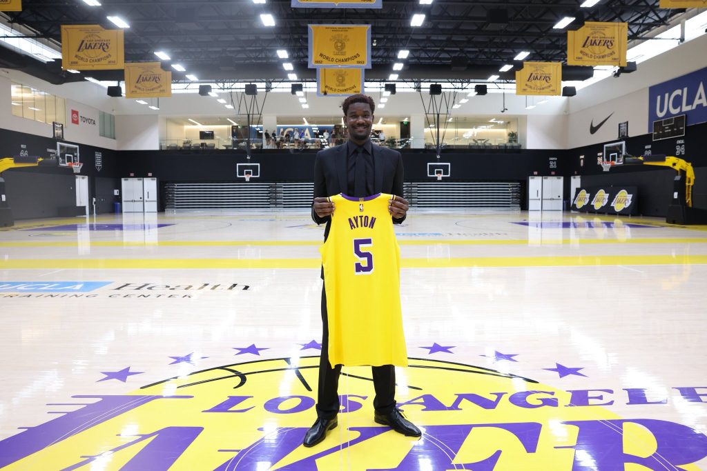 Deandre Ayton - Is This NBA Star the Next to Join the Jamaican National Basketball Team