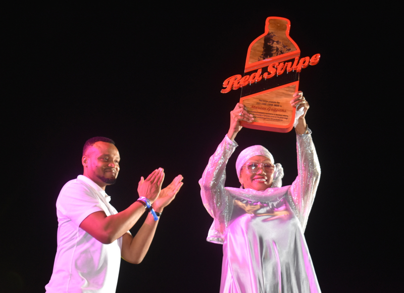 Headlined by Dynamic Duo, Buju and 'Uncle Beres', Intimate Concert