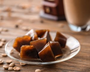 If you’re looking to spice up your coffee drinking experience, why not try making coffee ice cubes! 