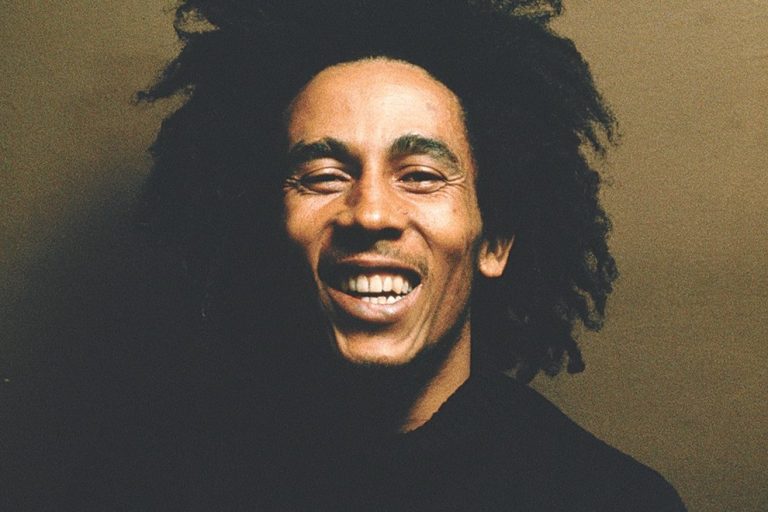 Bob Marley - Give Thanks and Praises - Thanksgiving