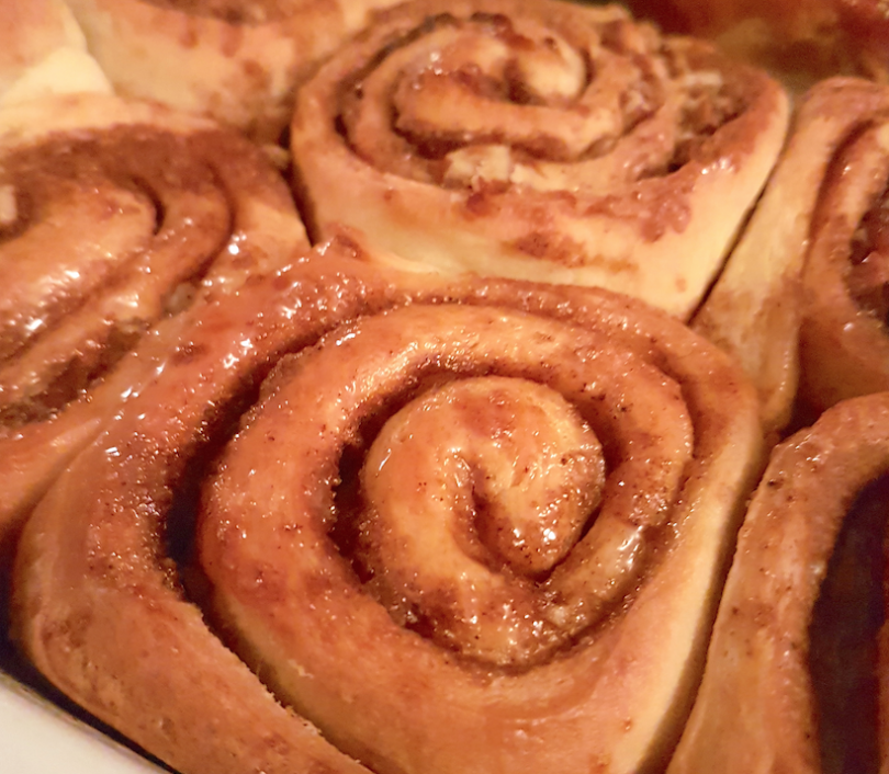 Chef Noel Cunningham's Quick and Easy Cinnamon Pecan Roll Recipe
