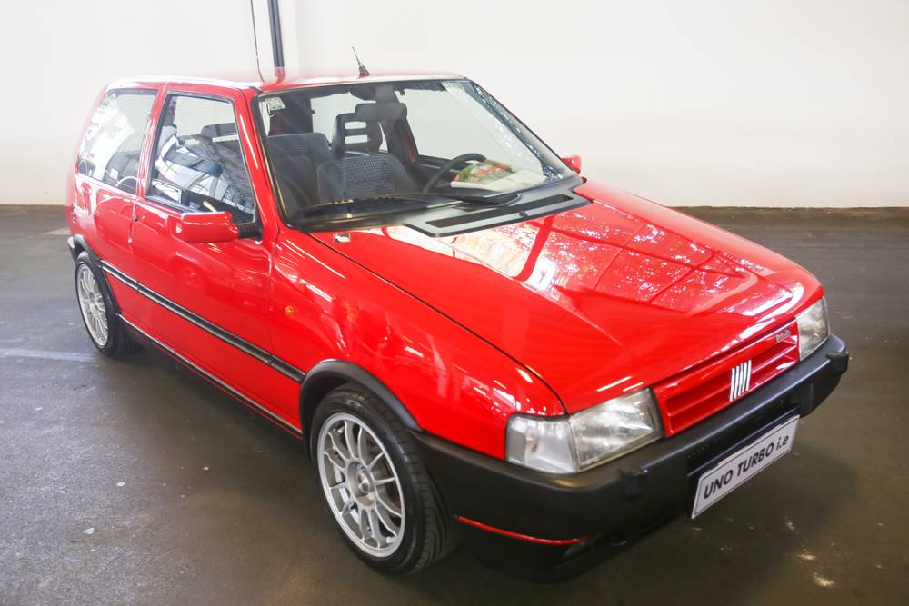 Fiat Uno - Popular Car in Jamaica