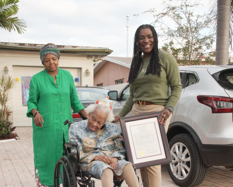 Florida City Holds Parade for Jamaican-Born Woman Celebrating 101st Birthday-2