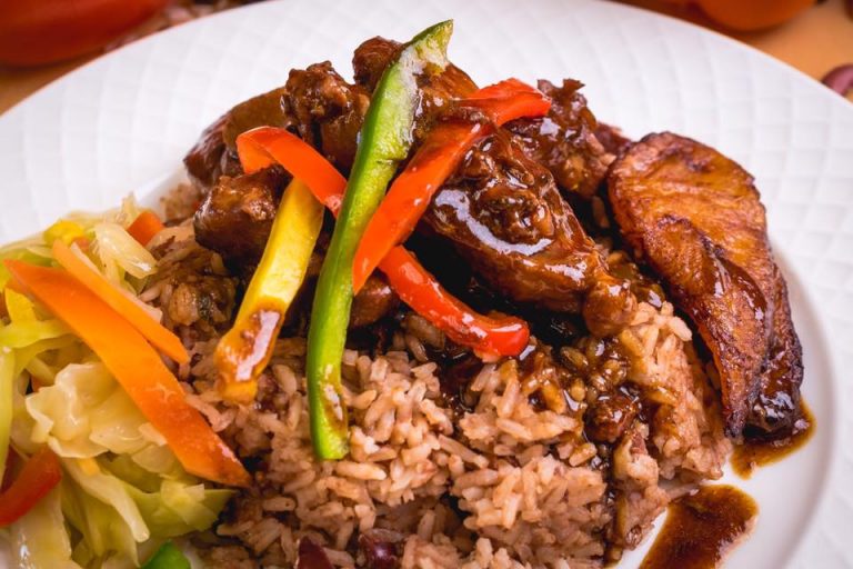 Golden Krust Opens in Canada