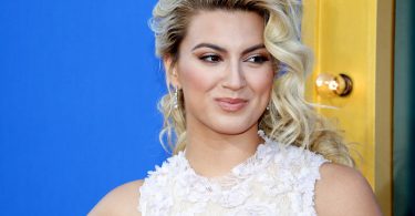 Grammy Winner Tori Kelly Pays Tribute to Her Jamaican Grandfather on New Album