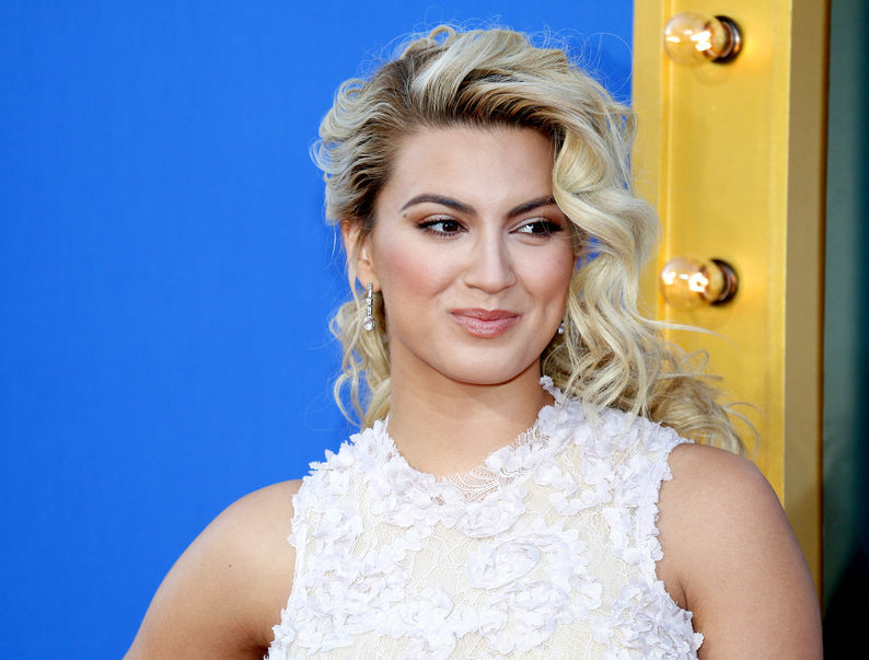 Grammy Winner Tori Kelly Pays Tribute to Her Jamaican Grandfather on New Album