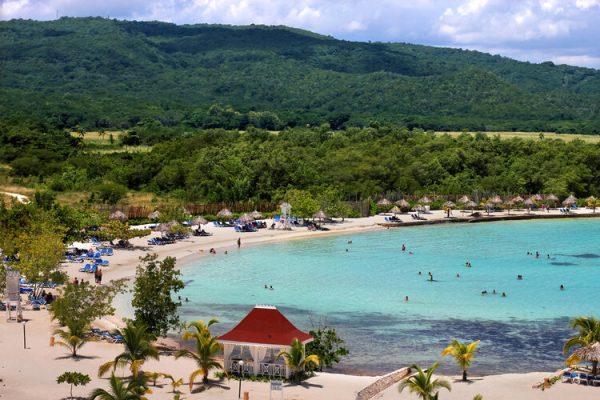 Jamaica Tourist Board Wins a Gold Award for VisitJamaica.com