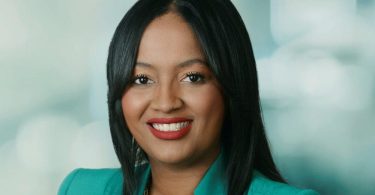 Jamaican-American Alison Smith Wins National Diversity Council 2023 Woman of the Year Award