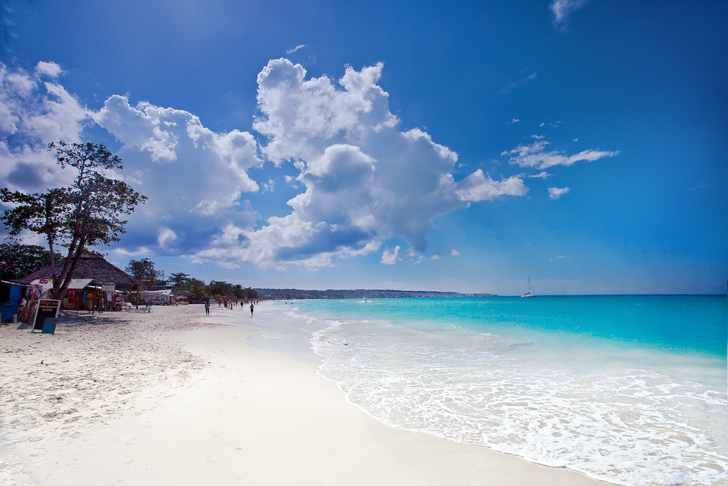 Jamaican Beach Ranks 10th On Tripadvisor S 2019 List Of World S Best Beaches Jamaicans And