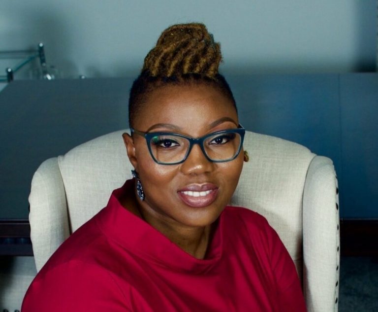Jamaican-Born Pastry Chef Creates Cake for Celebration of 200th Episode of The Bachelorette