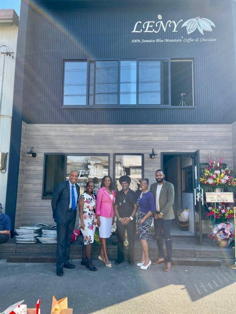 Jamaican Opens Unique Coffee and Chocolate Cafe in Japan