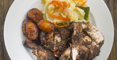 Jamaican Restaurant on List of Best Black-Owned Eateries in Chicago