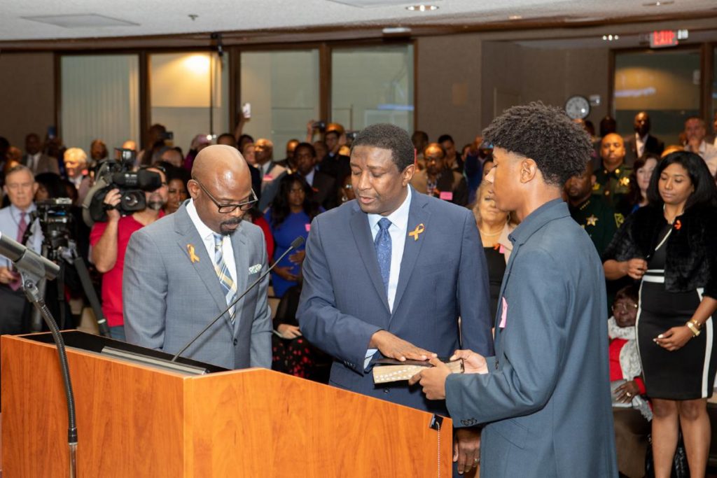Jamaican-born Dale Holness becomes Mayor of Broward County - First Jamaican-American to serve as Mayor