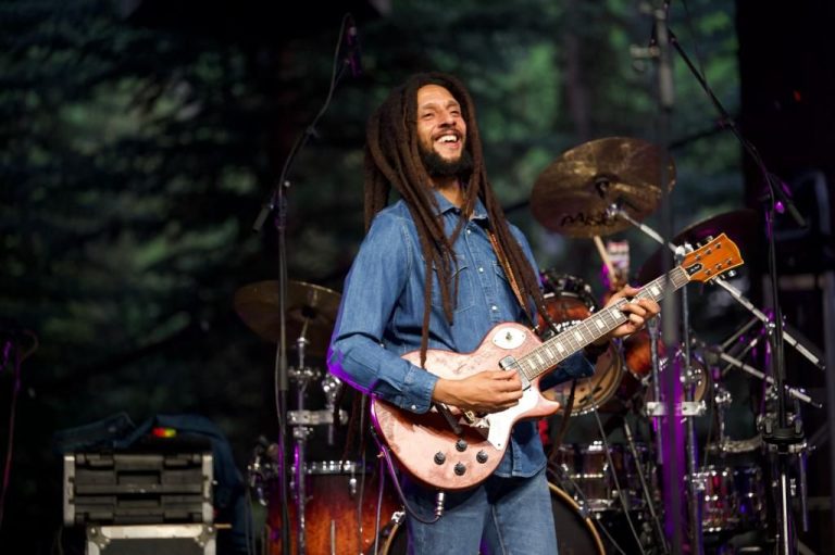 Julian Marley Photo - 1