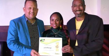 Julie Mango Presented with Best Jamaican Social Media Personality Award