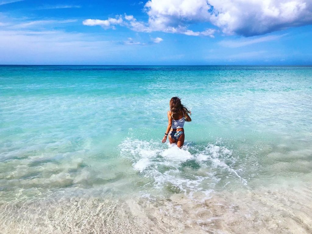KAYAK 2018 Travel Hacker Guide Features Two Jamaican Beaches