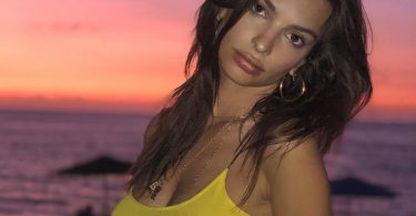 Model Emily Ratajkowski Visits Jamaica
