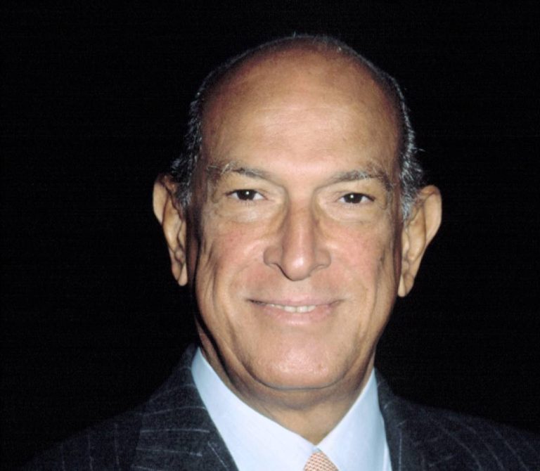 Oscar de la Renta Fiallo - Dominican Republic - Caribbean-American Man of Influence