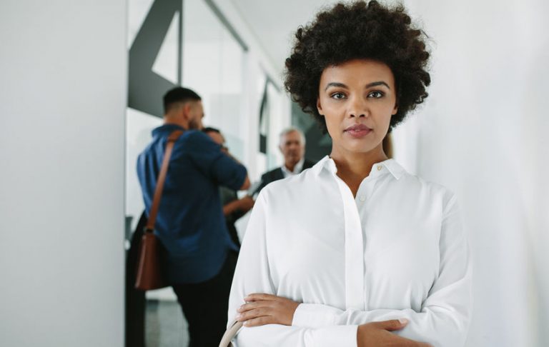 Professional Women Over 30 and Single? 3 Reasons Why You Might Be