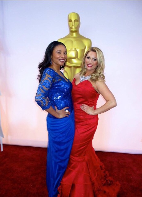 RAXANN CHIN AND ACTRESS MICHELLE ROMANO AT THE OSCARS- Credit-Gabriel Schmidt