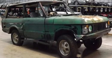 Range Rover Believed to Be Previously Owned by Bob Marley Goes to Auction