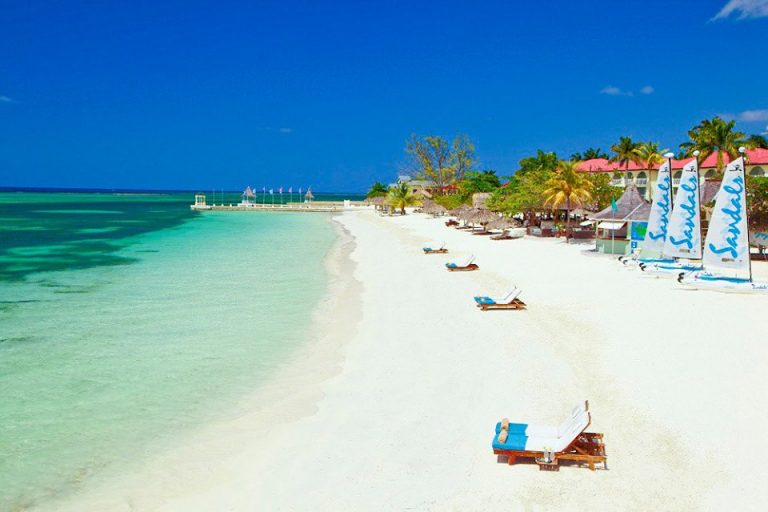 Sandals in Montego Bay Launches New Restaurant and Bar