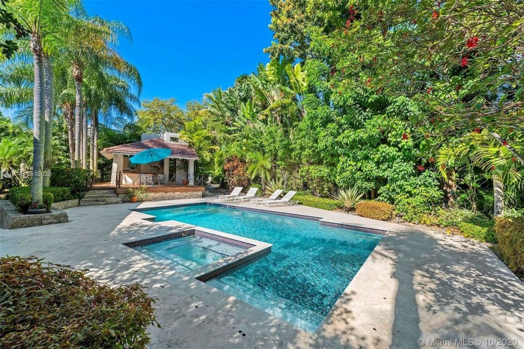 Shaggy Buys Home in Florida 5