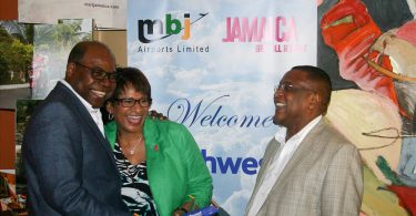 Hon. Edmund Bartlett, Jamaica’s Minister of Tourism, Ellen Torbert, Southwest’s Vice President, Diversity and Inclusion and Paul Pennicook, Director of Tourism;