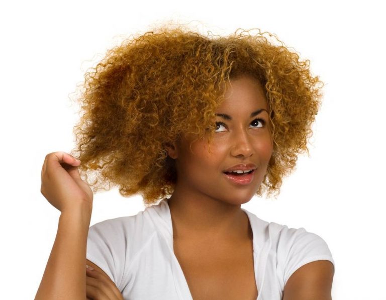 The Benefits of Pimento Oil for Hair Growth