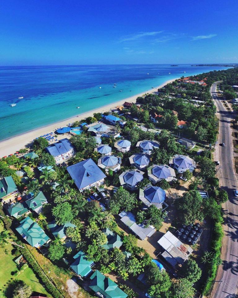 Le Negril Tree House Resort à Negril A été Sélectionné Par Travel Noire Comme L Un Des Plus