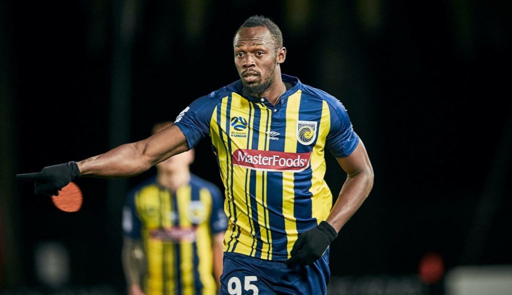 Usain Bolt makes pro soccer debut